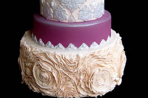 Wedding cake prune romance