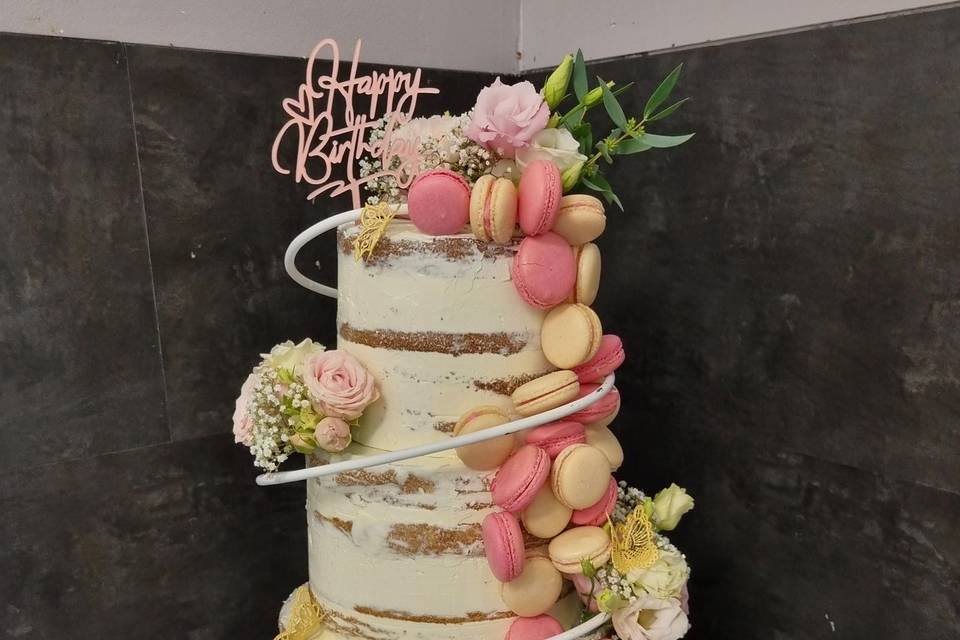 Naked cake