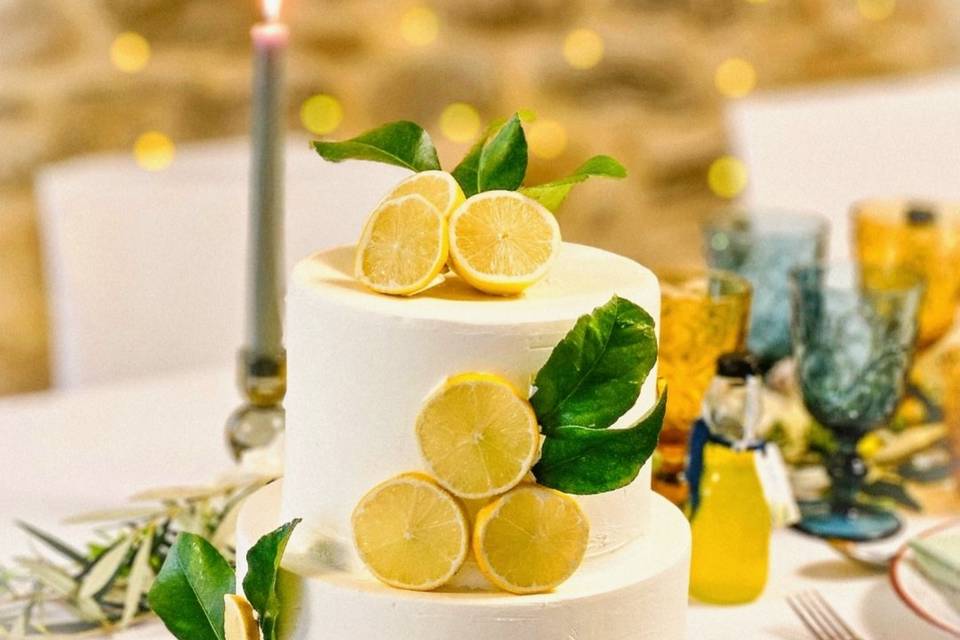 Wedding cake lemon curd