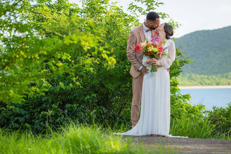 Shooting couple