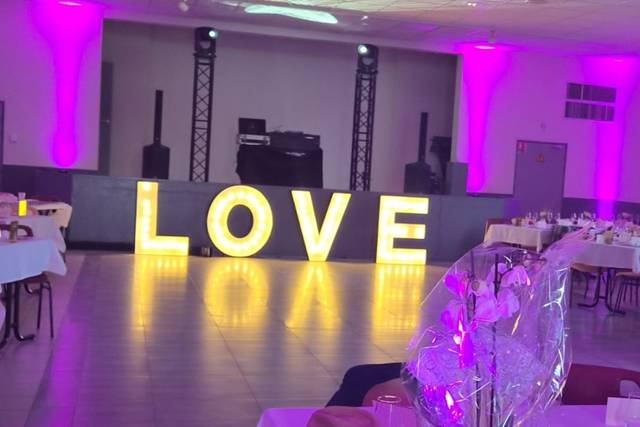 Love Géant Leds