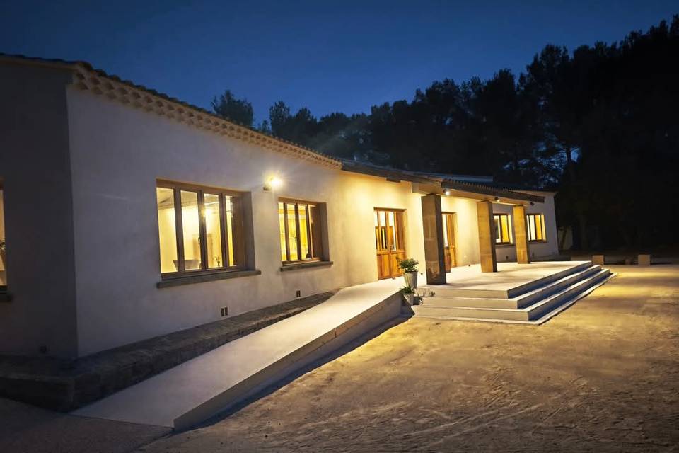 Salle des Garrigues