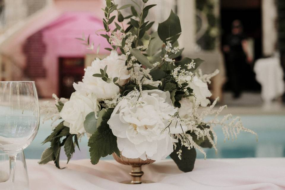 Bouquet table