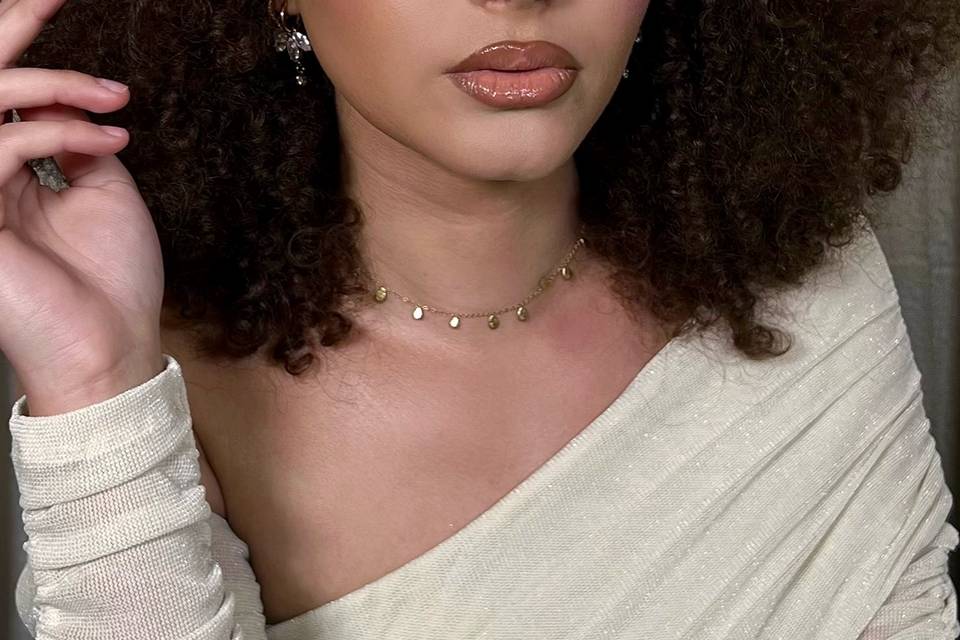 Maquillage glam lumineux