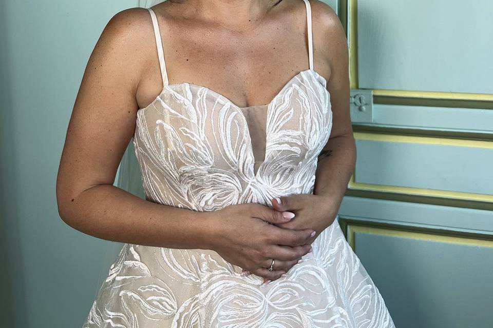 Maquillage frais bouche rosé