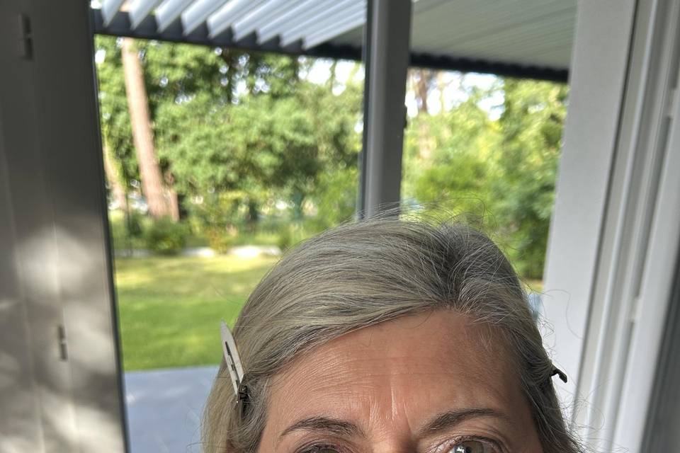 Natural makeup
