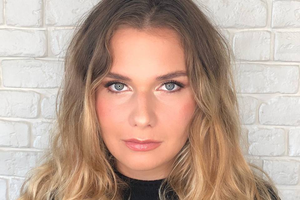 Makeup glowy