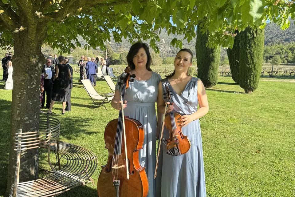 Un duo violon +cello