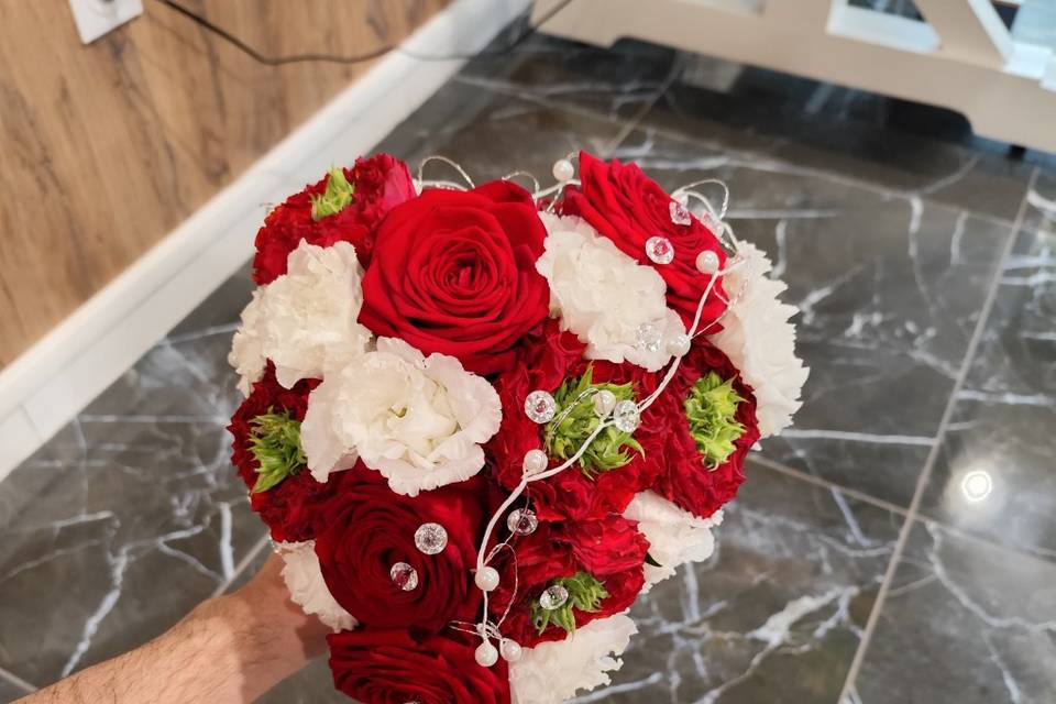 Bouquet de mariée forme coeur
