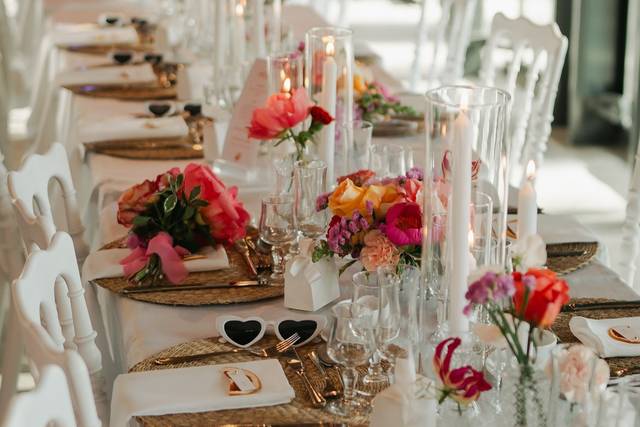 Table couleurs vives