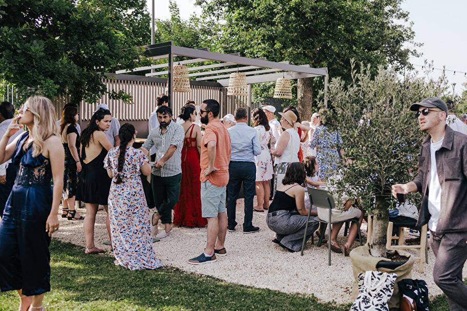 Jardin et bar d'été