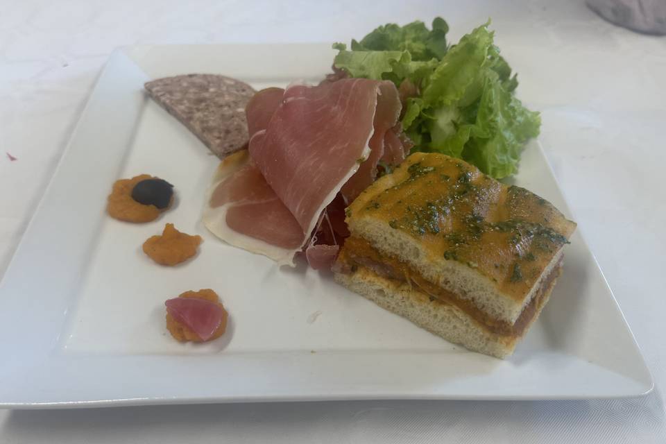 Foccacia et mesclum