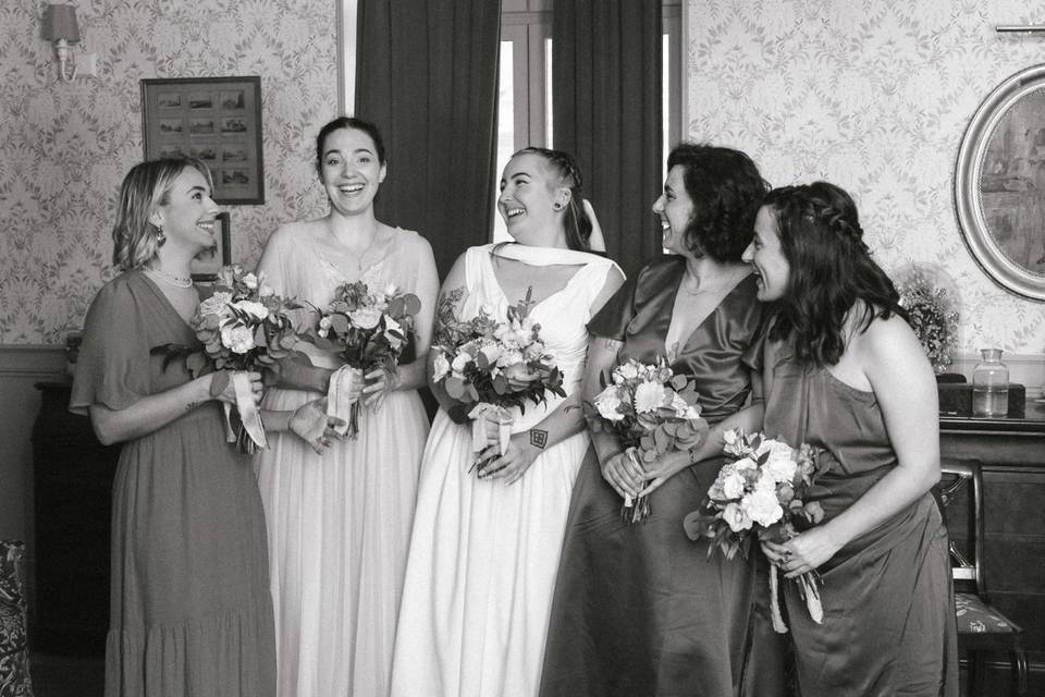 La mariée et ses demoiselles