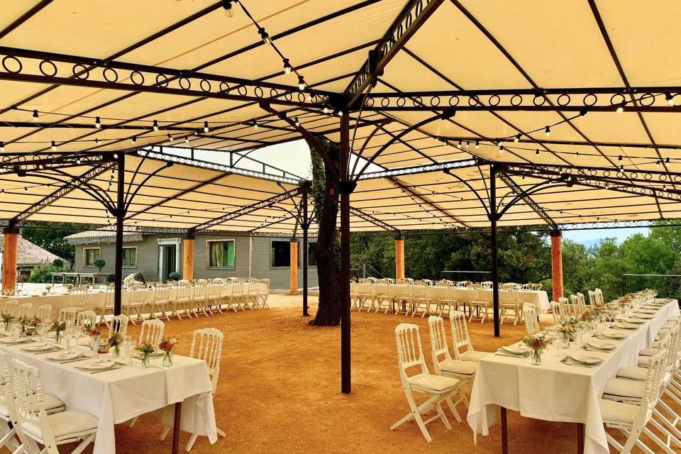 Tables banquet pergola