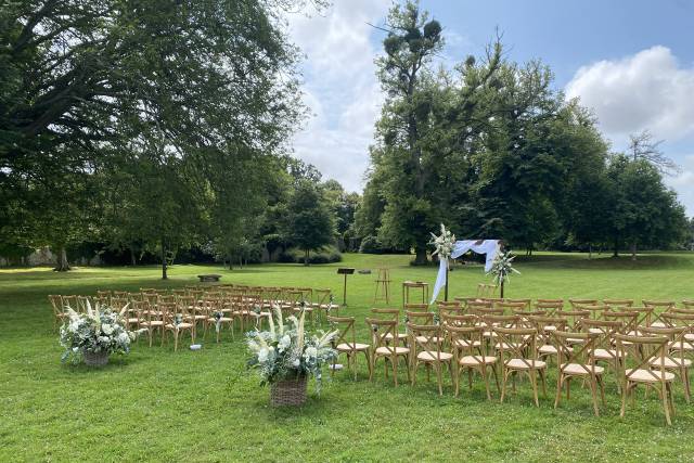 Cérémonie dans le parc