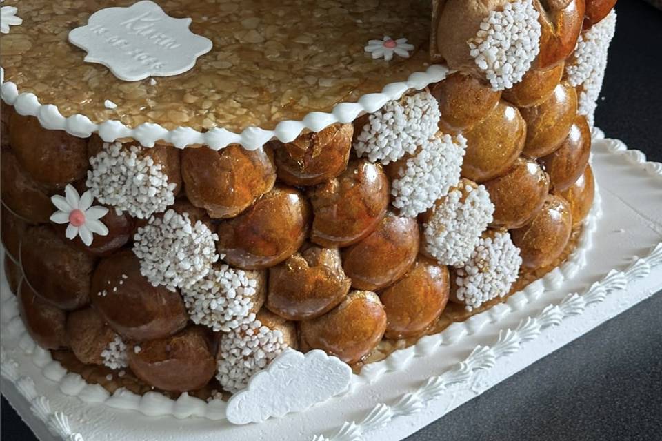 Pièce montée baptème