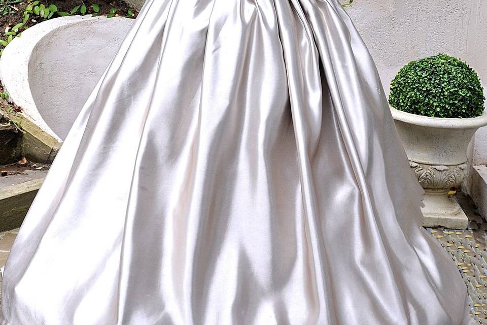 Robe de mariée argent