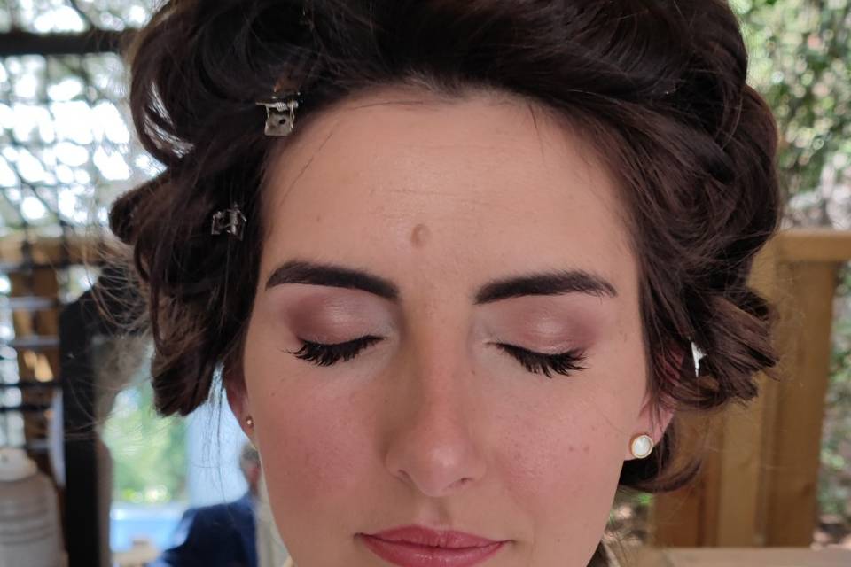 Make-up bride