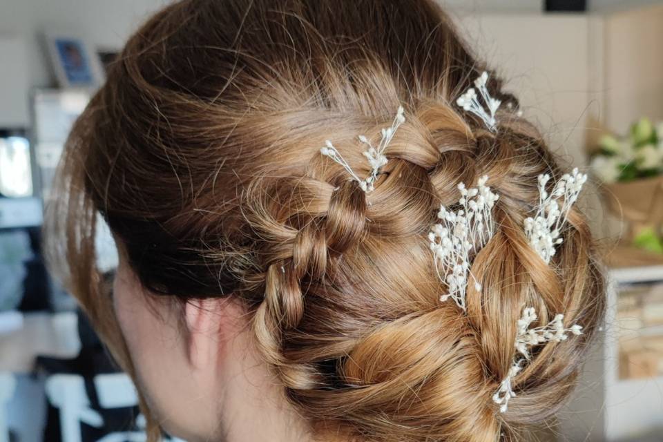 Chignon bride