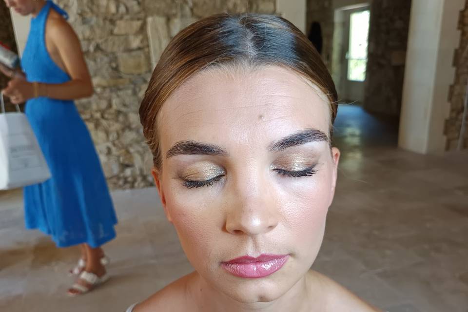 Maquillage bribe