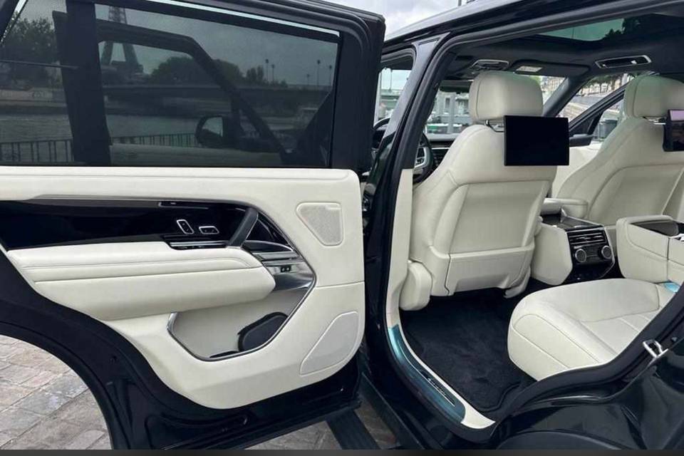 Range Rover Autobiography 2024