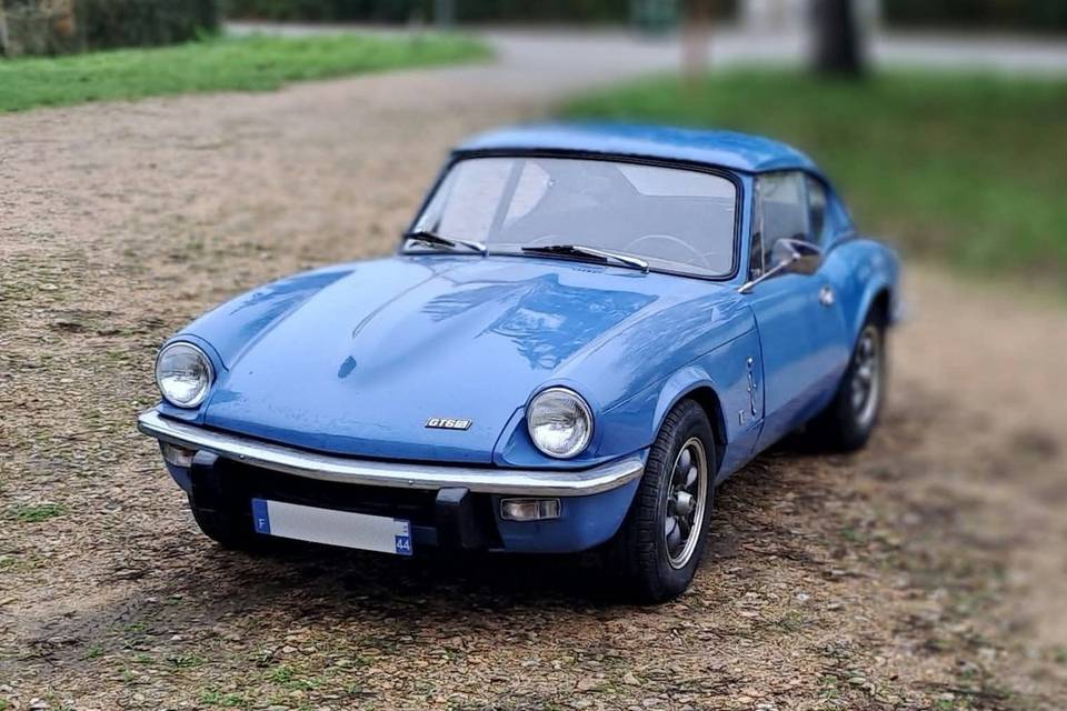 Triumph GT6 Mk3 bleue