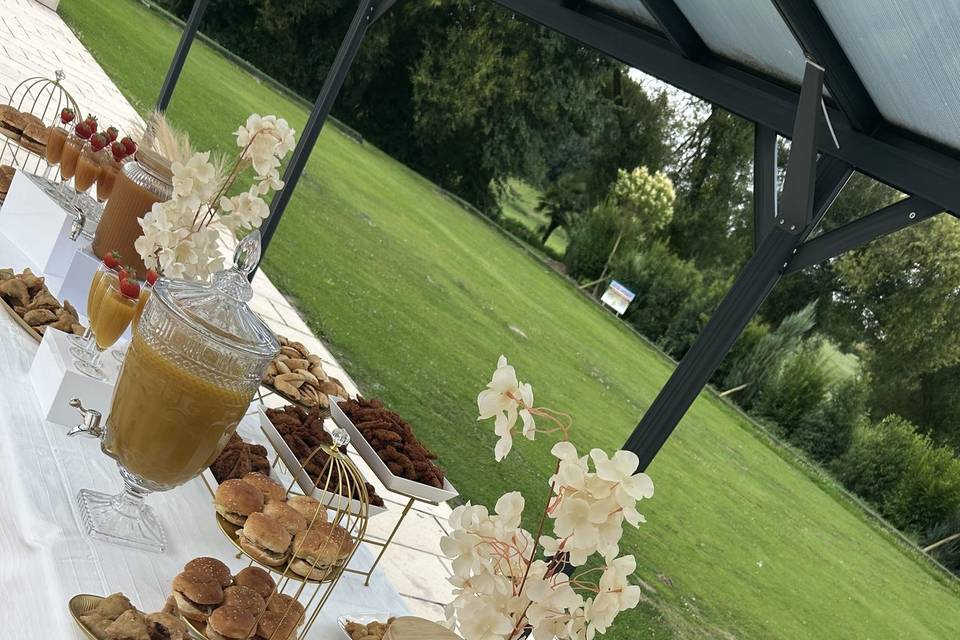 Petit four