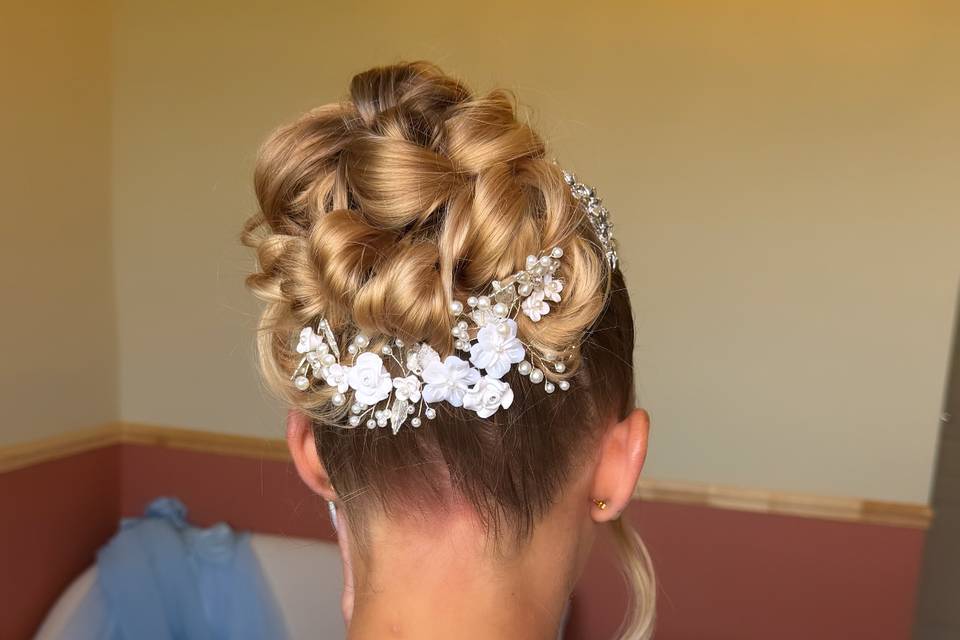 Chignon haut mariée
