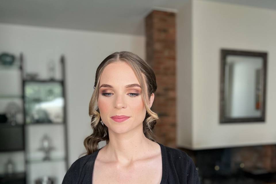 Makeup hair