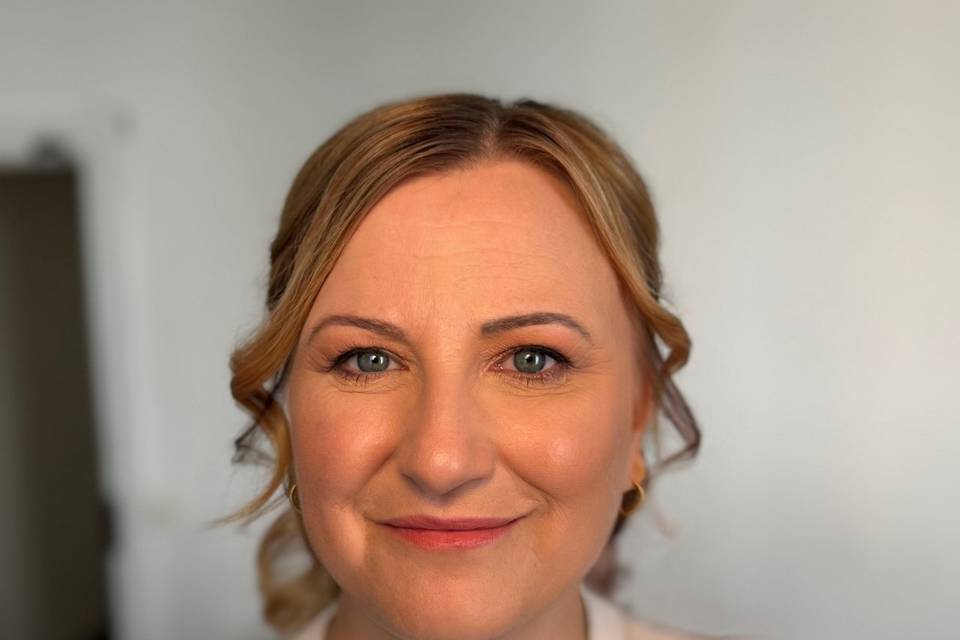 Makeup coiffure peau mature