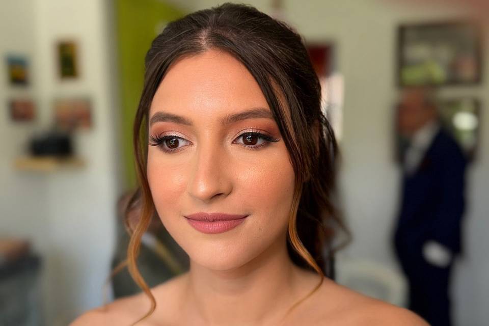 Makeup hair