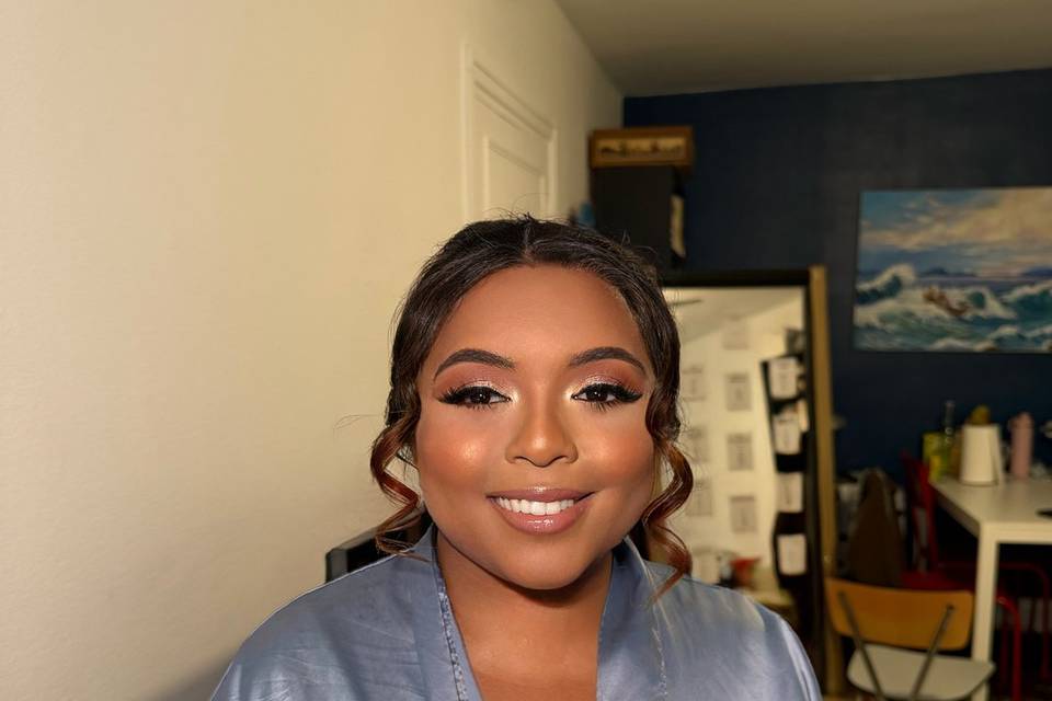 Full makeup aina