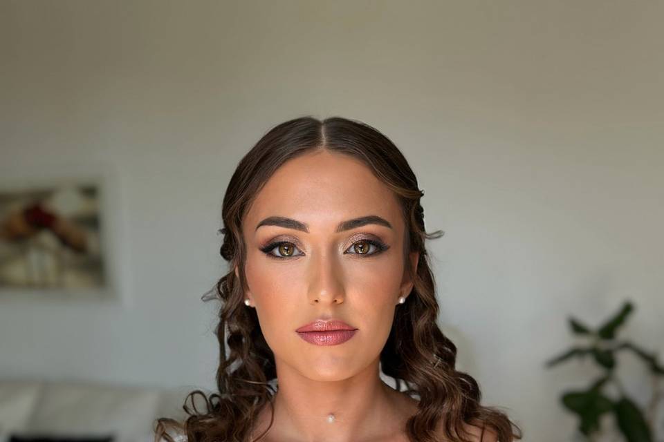 Makeup hair civil