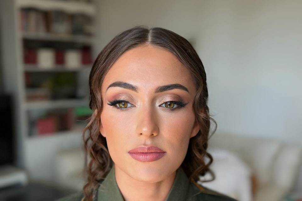 Makeup hair