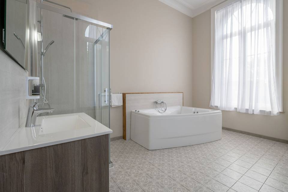 Salle de bain chambre 5