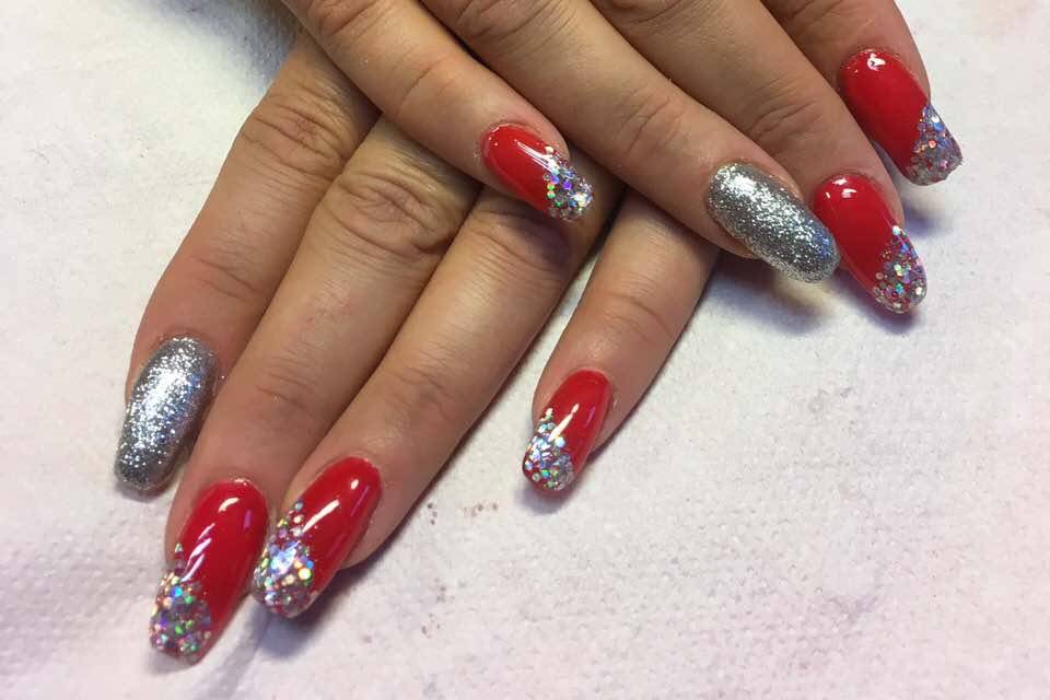 Studio Nails