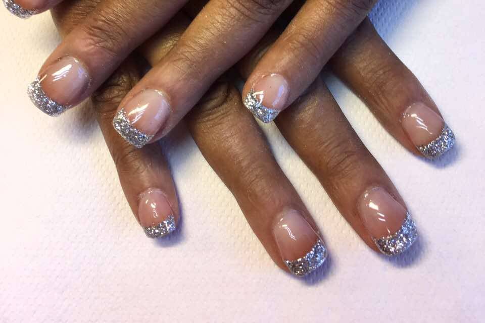 Studio Nails