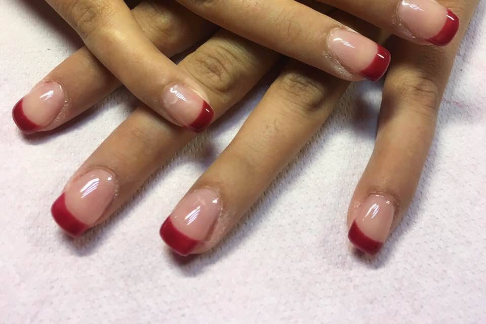 Studio Nails