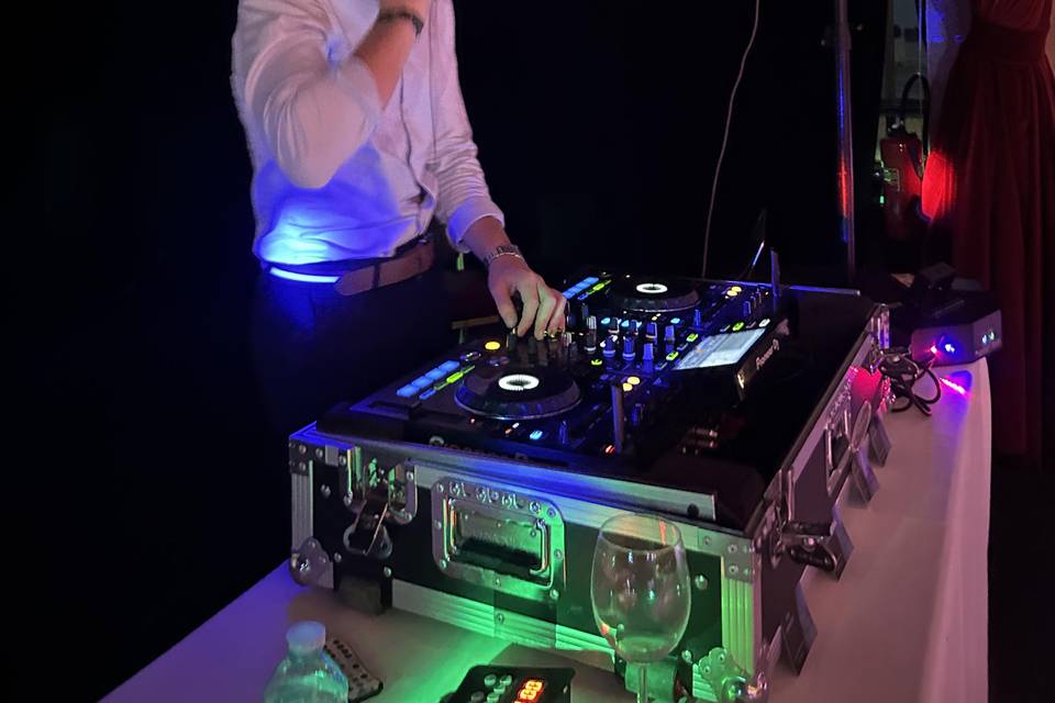 DJ Simax