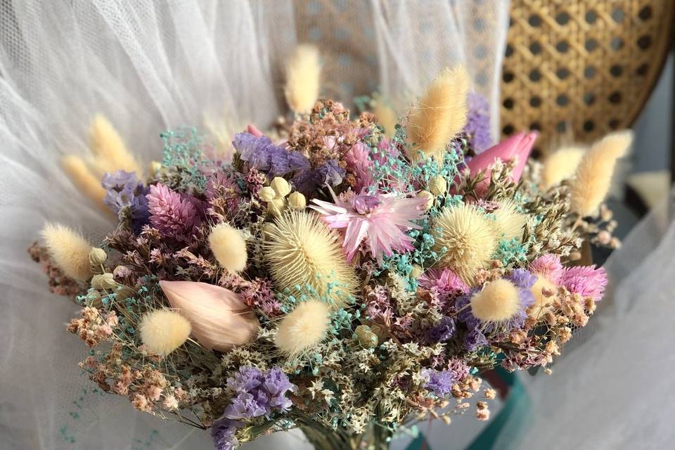 Bouquet en fleurs séchées