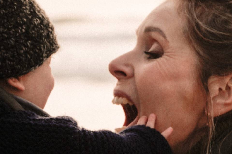 Photo grand-mère et petit-fils