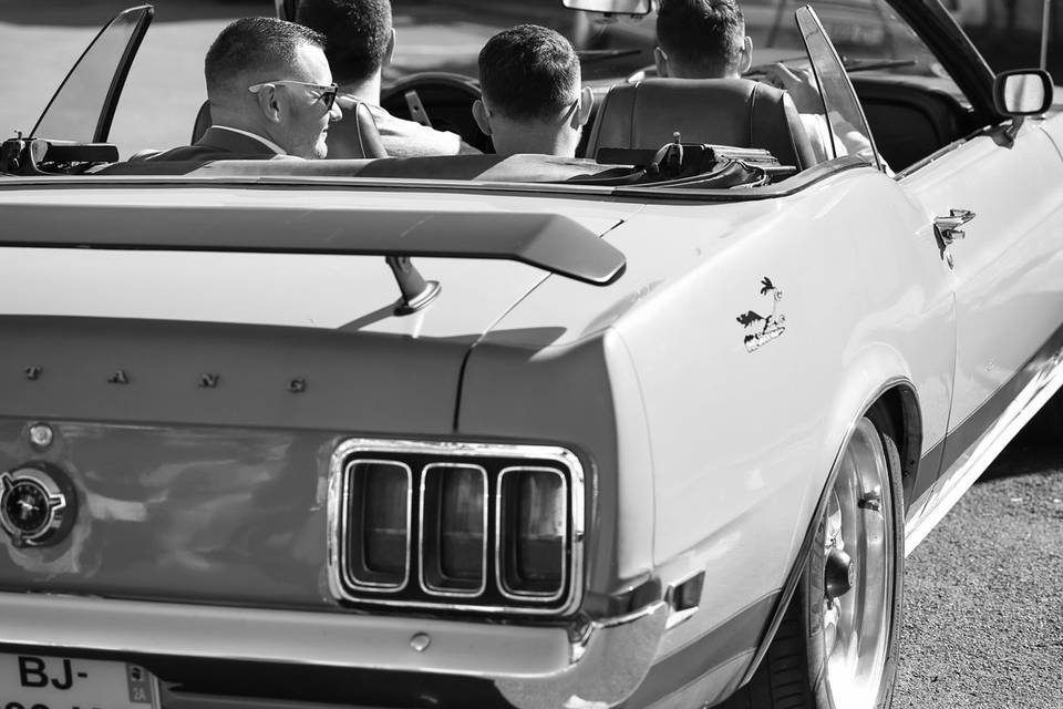 Voiture marié et témoins