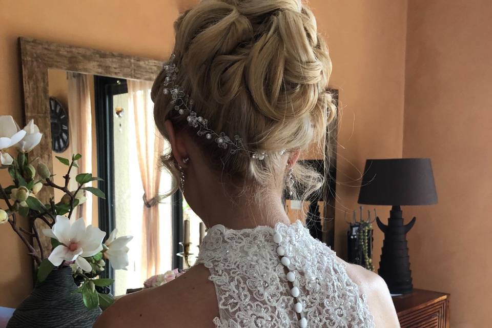 Chignon romantique princesse.