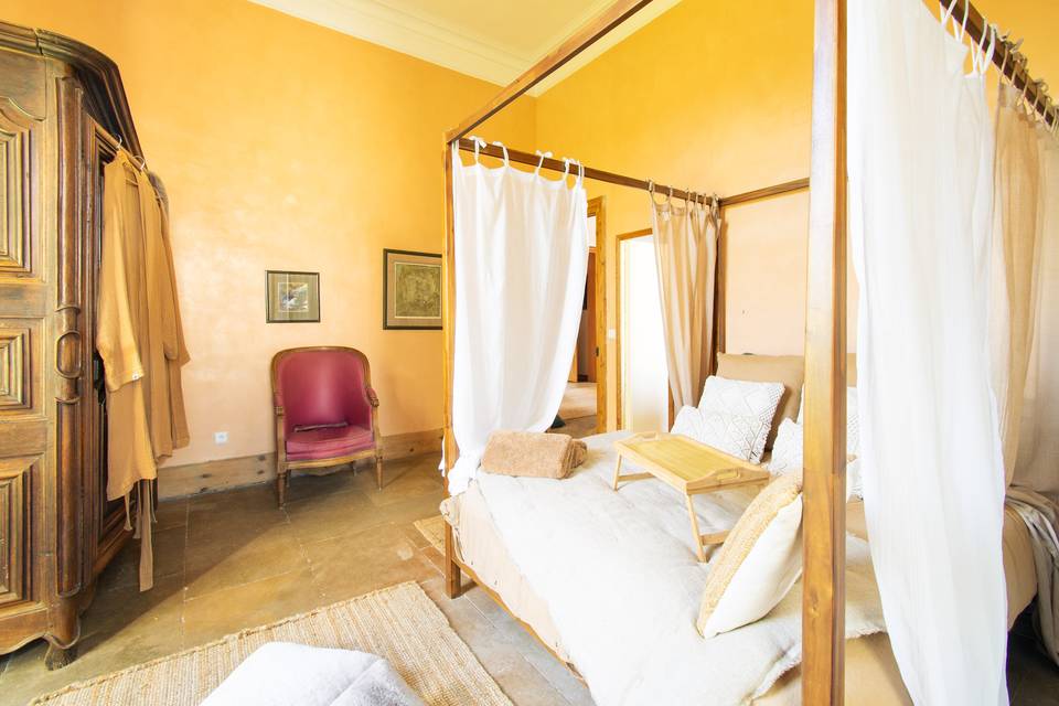 Chambre baldaquin