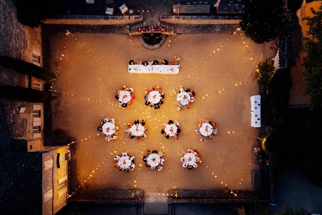 Vue drone de la cour