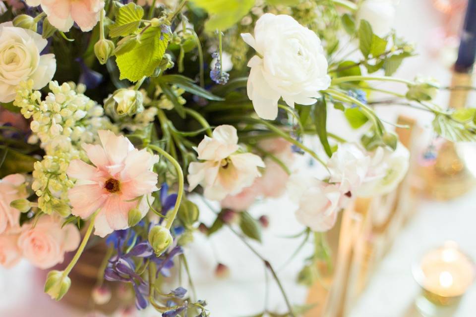 Décoration rose, navy & gold