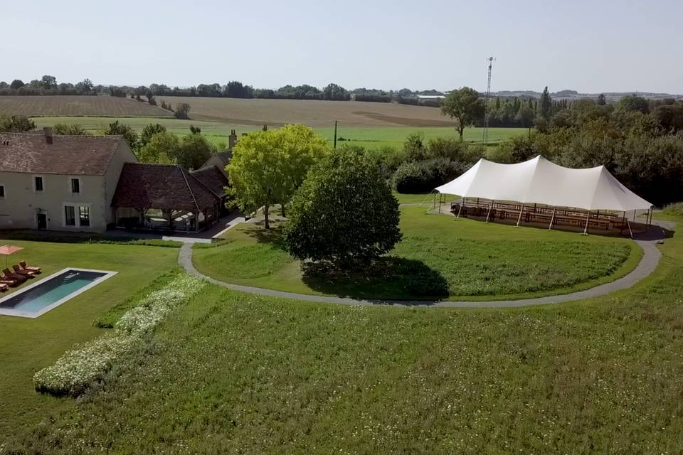 Le parc derrière la maison