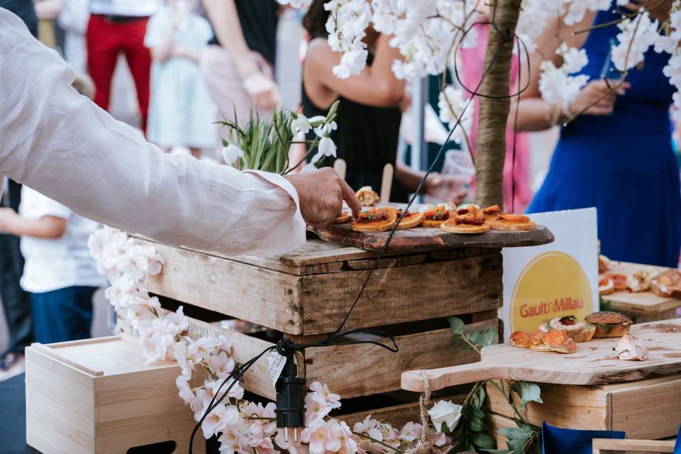 Buffet_cocktail_amuse_bouches_bois