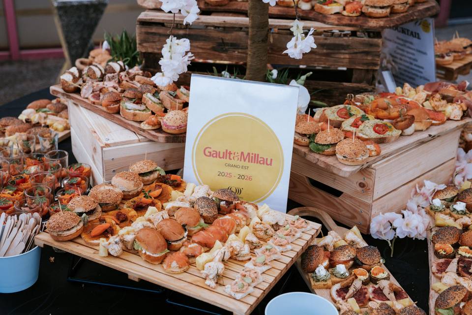 Buffet_cocktail_varietes_minisandwichs