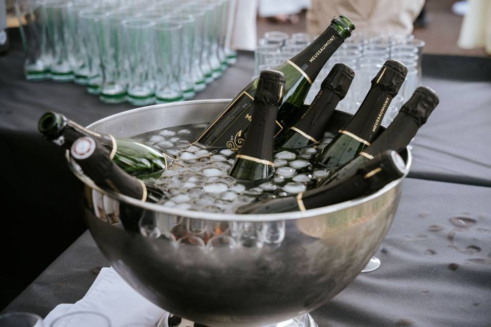 Seau_glace_bouteilles_champagne